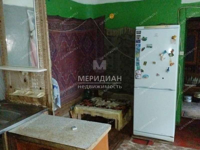 дом на Луговой улице село Татарское