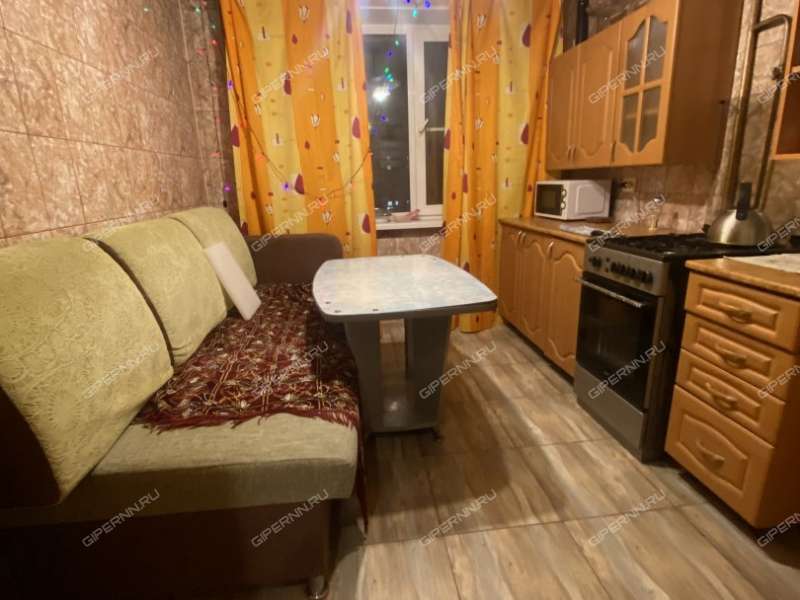 двухкомнатная квартира на улице Плотникова дом 2