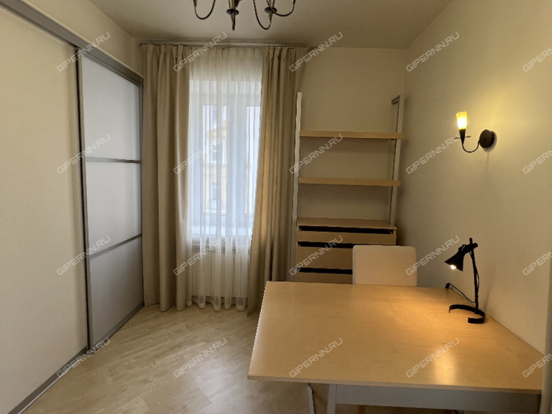 трёхкомнатная квартира на Большой Покровской улице дом 35а