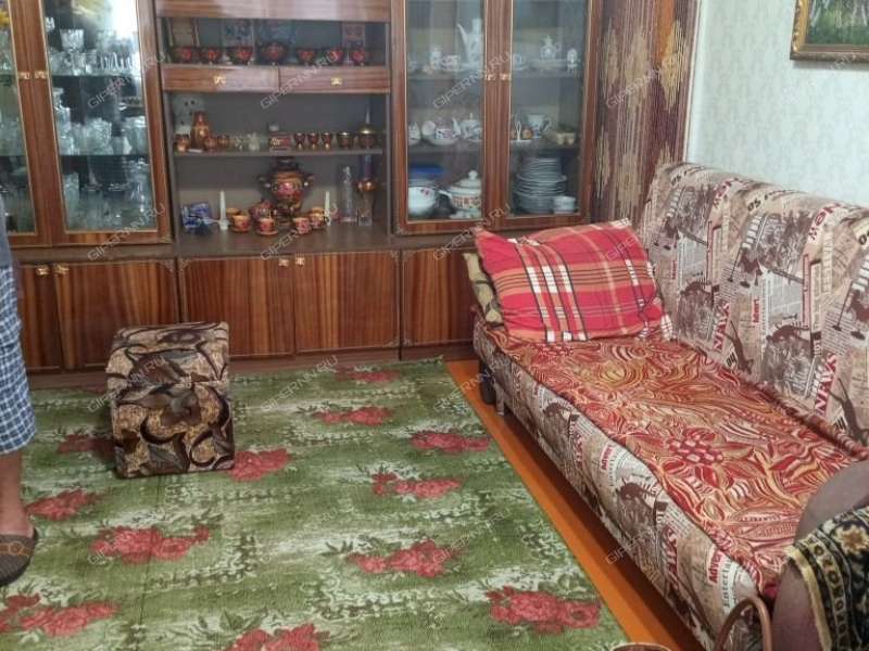 двухкомнатная квартира на улице 40 лет Октября дом 9 город Кстово