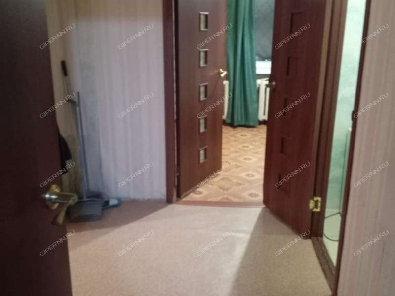 двухкомнатная квартира на улице Строкина дом 10