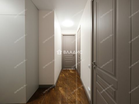 3-komnatnaya-ul-2-ya-oranzhereynaya-d-4a фото
