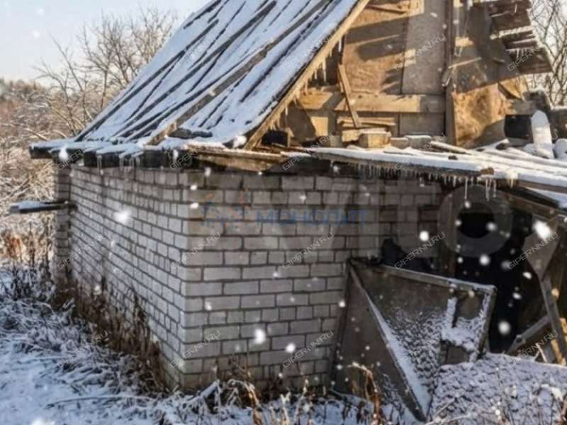 земельный участок 5,2 сотки улица Дружбы