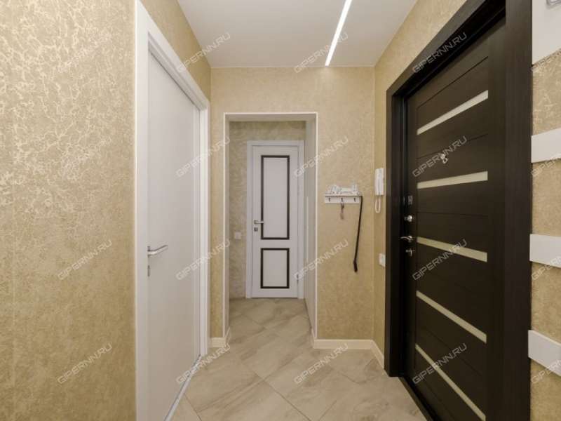 трёхкомнатная квартира на проспекте Бусыгина дом 9