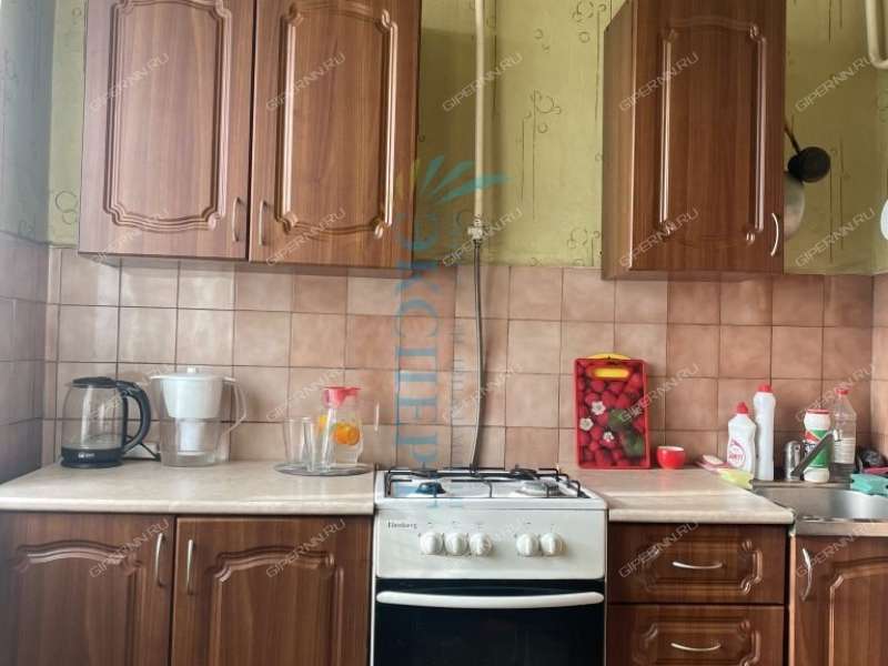 трёхкомнатная квартира на улице Бекетова дом 4
