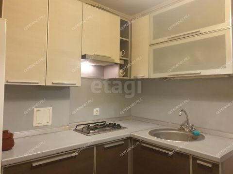 1-komnatnaya-ul-geroya-popova-d-35-k1 фото