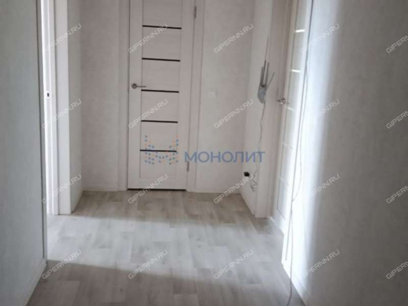 трёхкомнатная квартира на улице Дружаева дом 1