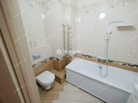 4-komnatnaya-sh-yuzhnoe-d-38a фото
