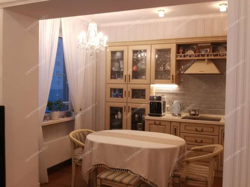 четырёхкомнатная квартира на улице Янки Купалы дом 38