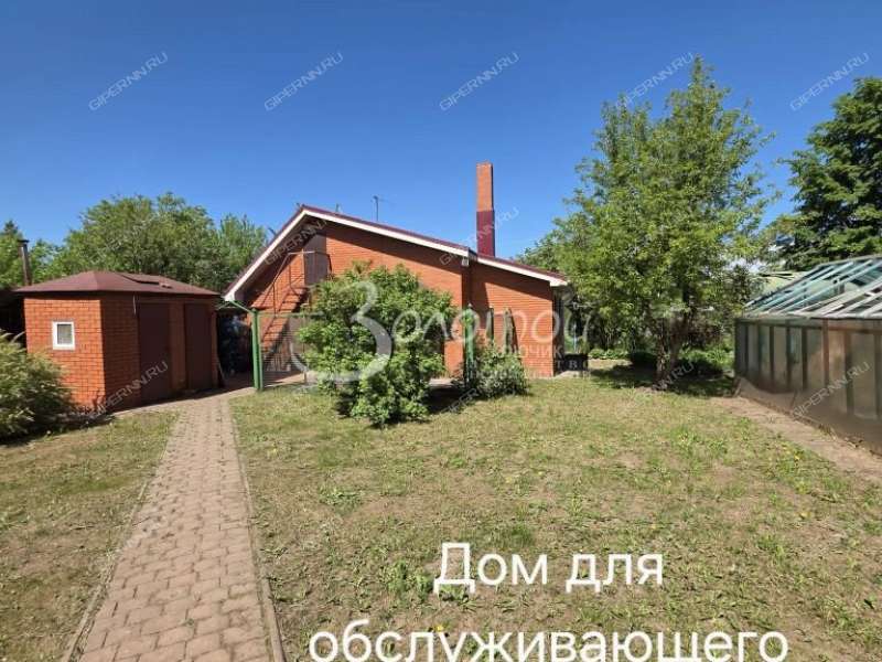 дом на Цветочная деревня Голошубиха