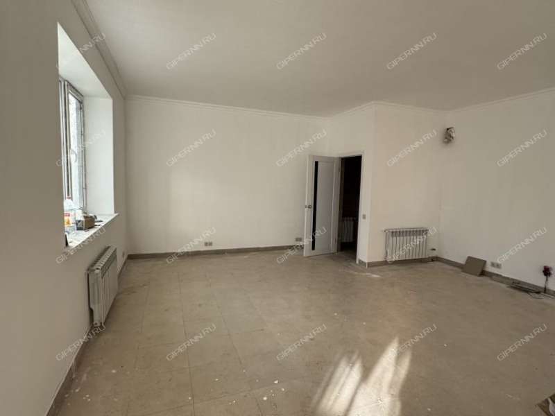 помещение под коммерческую недвижимость в посёлке Парышево