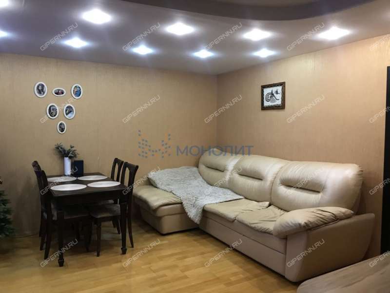 трёхкомнатная квартира на Волжской набережной дом 10