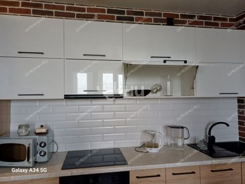 1-komnatnaya-ul-kominterna-d-99 фото