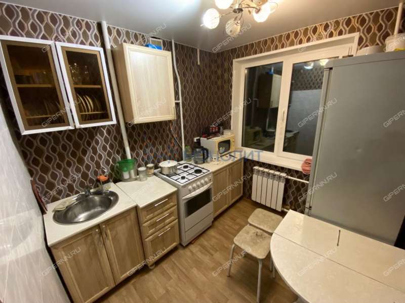 трёхкомнатная квартира на улице Пермякова дом 6