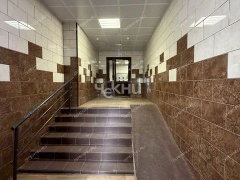 2-komnatnaya-ul-germana-lopatina-d-12-k1 фото