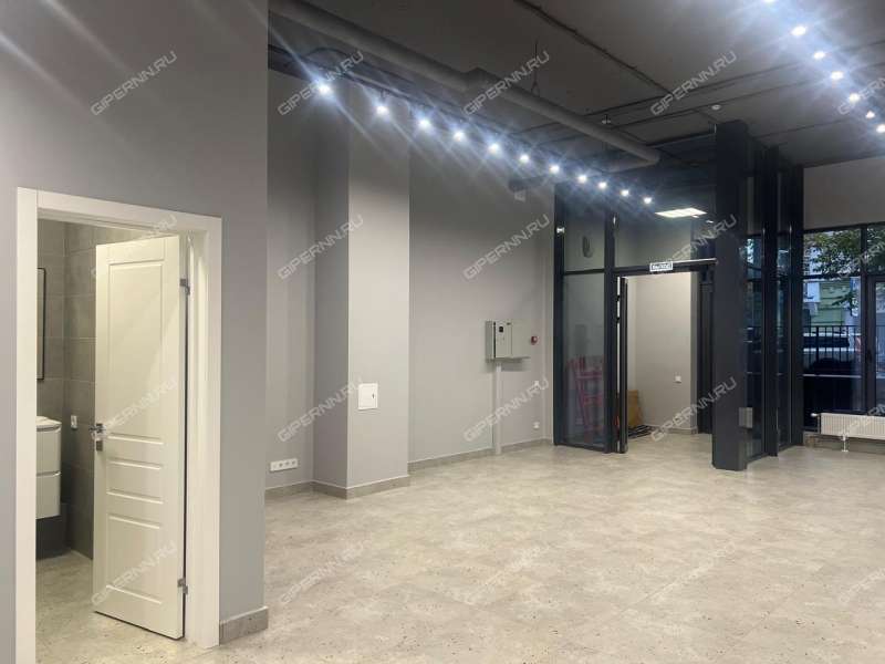 помещение под офис, торговую площадь на Трудовой улице