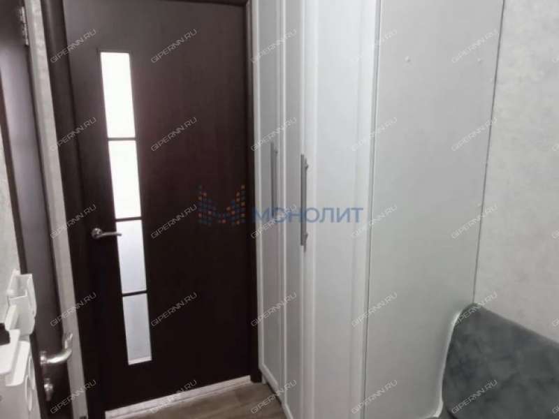 трёхкомнатная квартира на улице Чкалова дом 2 рабочий посёлок Решетиха