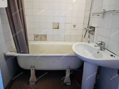 2-komnatnaya-ul-admirala-makarova-d-5 фото