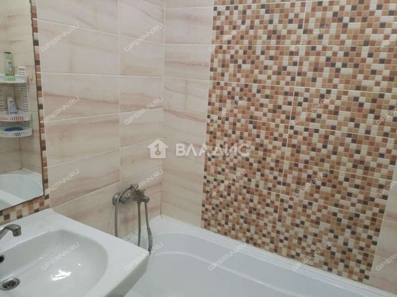 трёхкомнатная квартира на проспекте Ильича дом 42А