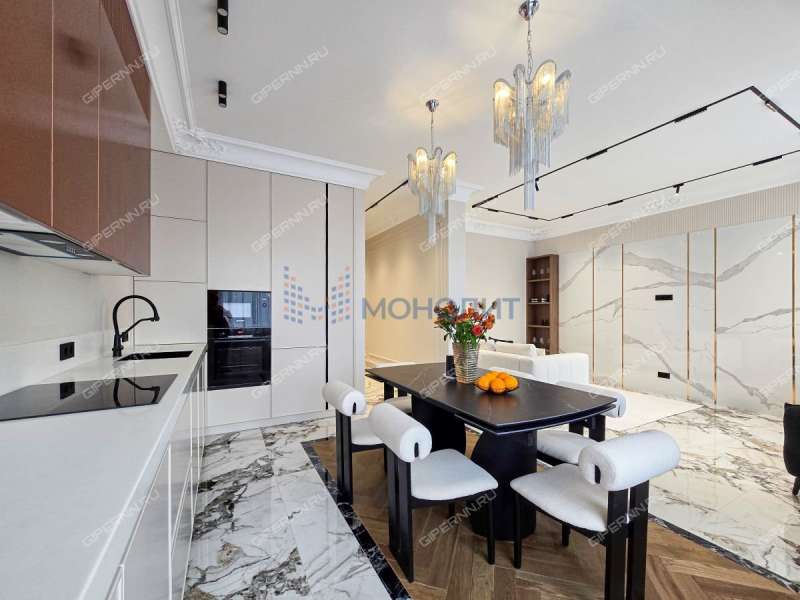 трёхкомнатная квартира на Большей Печёрской улице дом 89