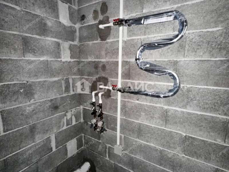 четырёхкомнатная квартира на Полтавской улице дом 15