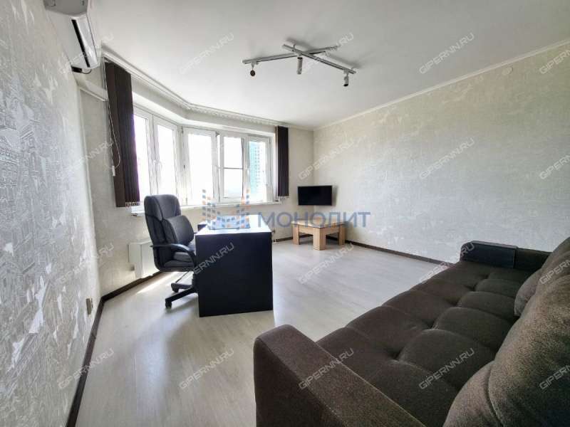 однокомнатная квартира на Украинской улице дом 48