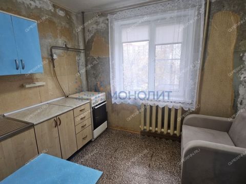 1-komnatnaya-ul-germana-lopatina-d-9a фото