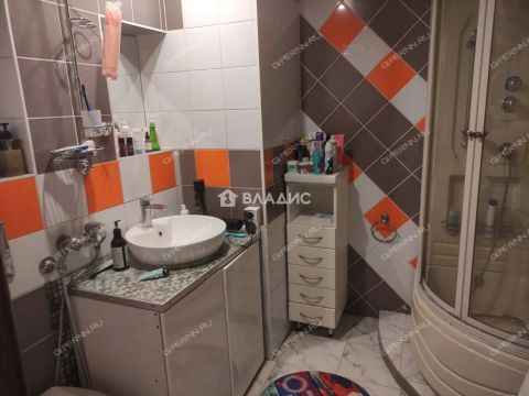 4-komnatnaya-nab-volzhskaya-d-10 фото