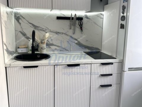 3-komnatnaya-rabochiy-poselok-pervoe-maya-balahninskiy-municipalnyy-okrug фото