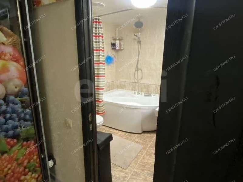 двухкомнатная квартира на Волжской набережной дом 24