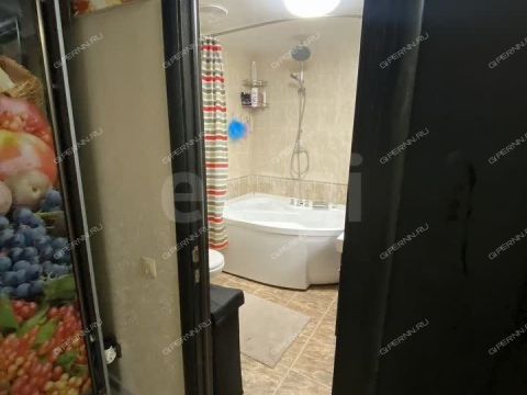 2-komnatnaya-nab-volzhskaya-d-24 фото