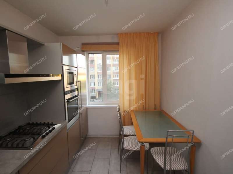 трёхкомнатная квартира на улице Верхнепечёрская дом 7 к2