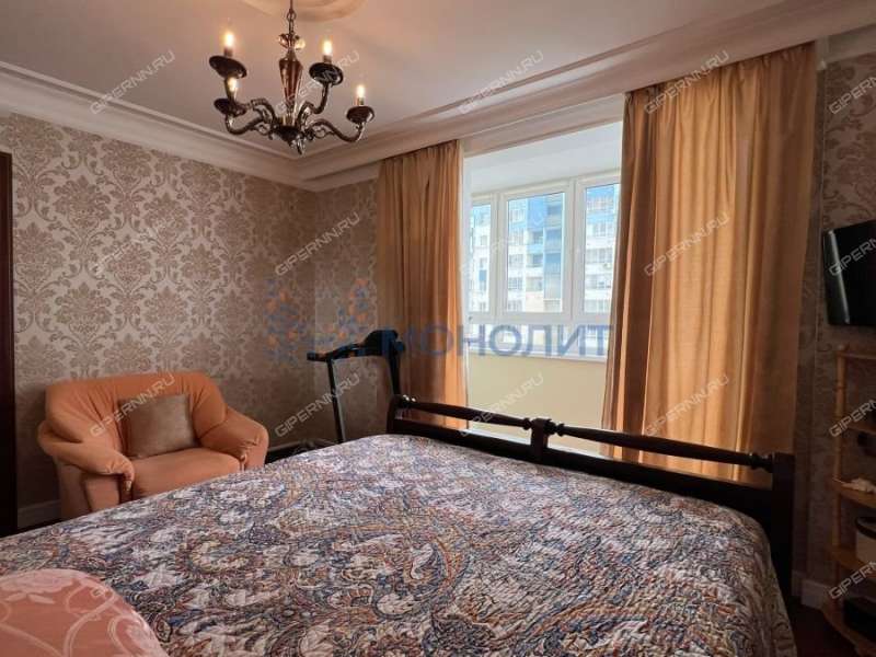 трёхкомнатная квартира на Волжской набережной дом 21