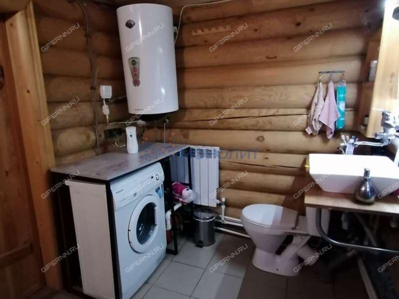 дом на улице Октября рабочий посёлок Малое Козино