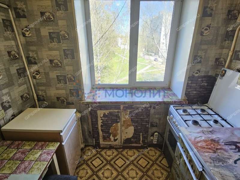 двухкомнатная квартира в 2-м микрорайоне дом 30 город Кстово