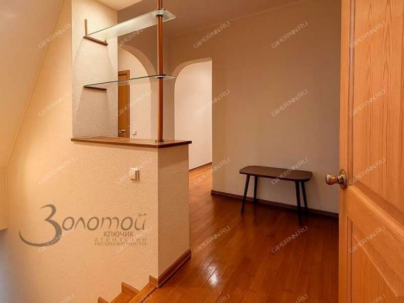 трёхкомнатная квартира в Плотничном переулке дом 17