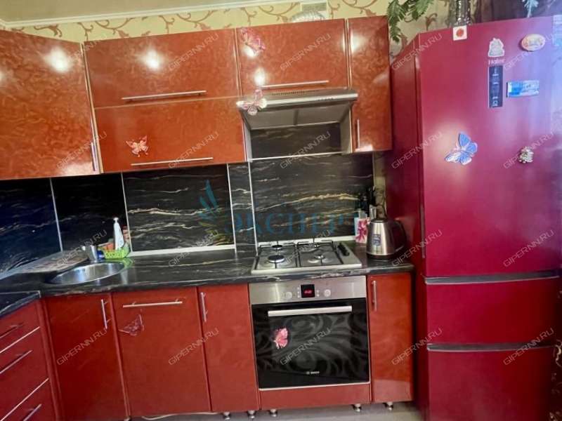 трёхкомнатная квартира на улице Маршала Рокоссовского дом 2