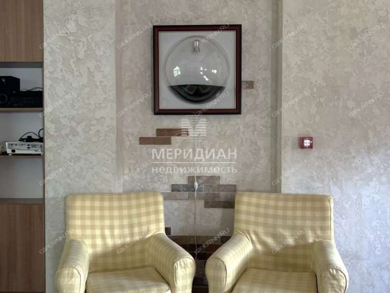 здание под коммерческую недвижимость на Альпийская село Шава