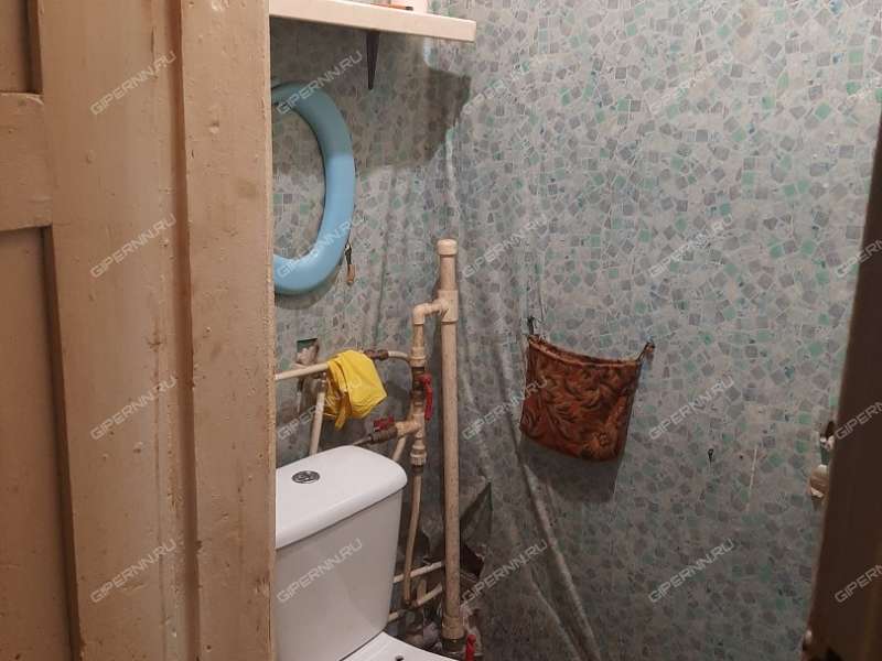 комната в доме 77 на Московском шоссе