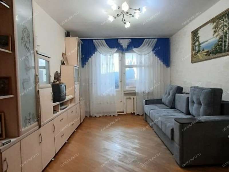 четырёхкомнатная квартира на улице Карла Маркса дом 24