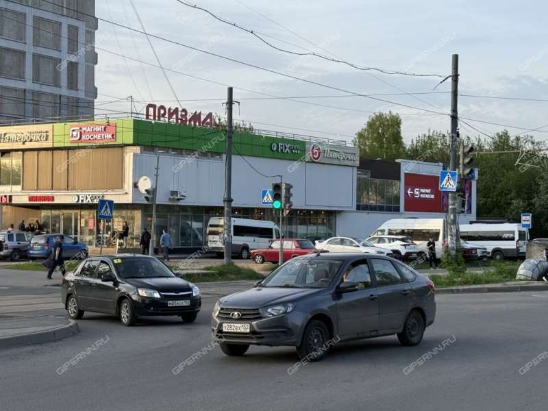 трёхкомнатная квартира на Космической улице дом 52