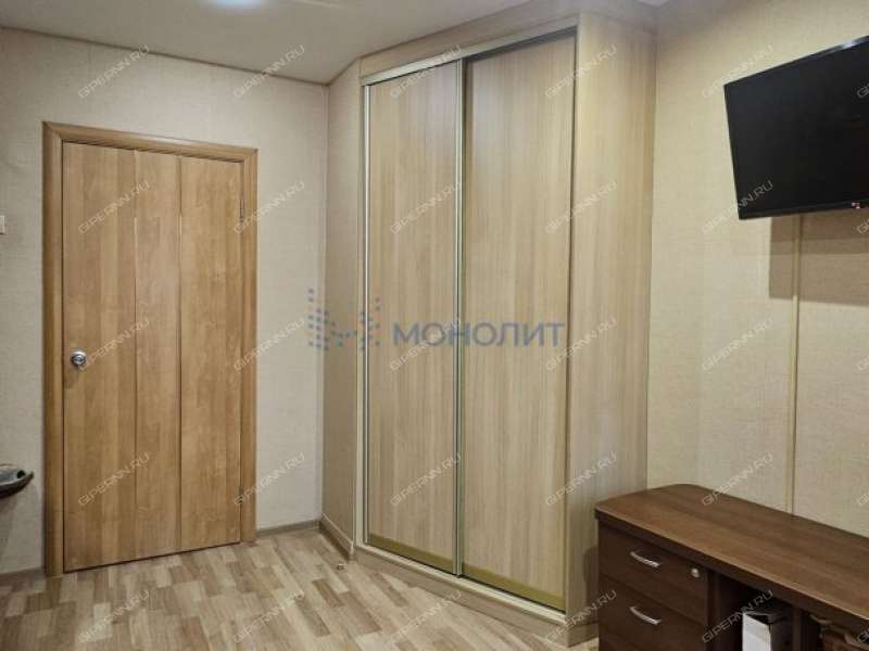 трёхкомнатная квартира на проспекте Кораблестроителей дом 26 к2