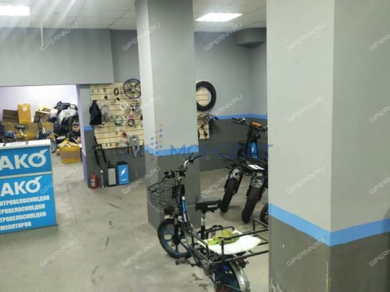 помещение под помещение свободного назначения, торговую площадь на проспекте Гагарина