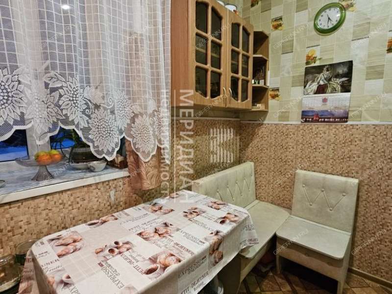 трёхкомнатная квартира на Октябрьская дом 11 посёлок Октябрьский