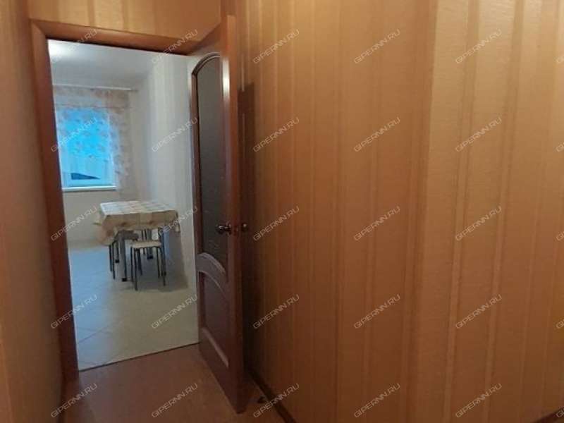 трёхкомнатная квартира на Ошарской улице дом 98