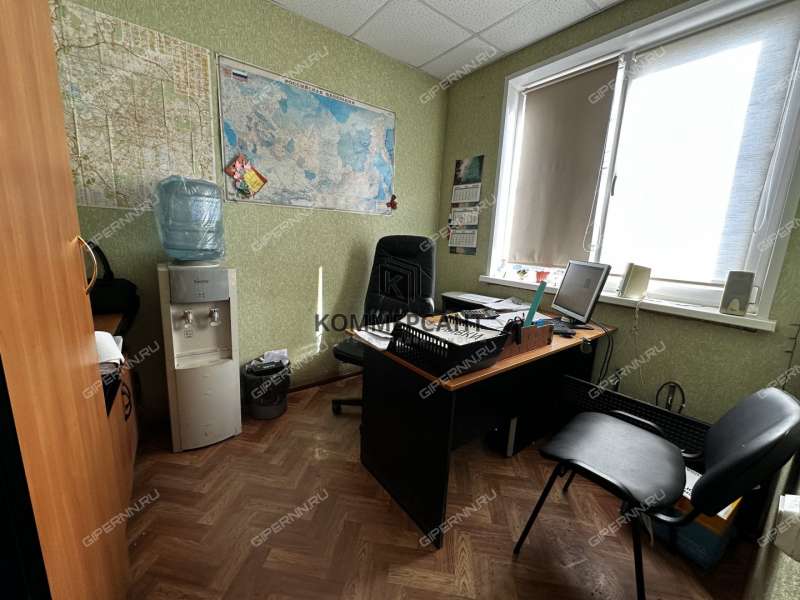 здание под офис, торговую площадь на улице Коновалова