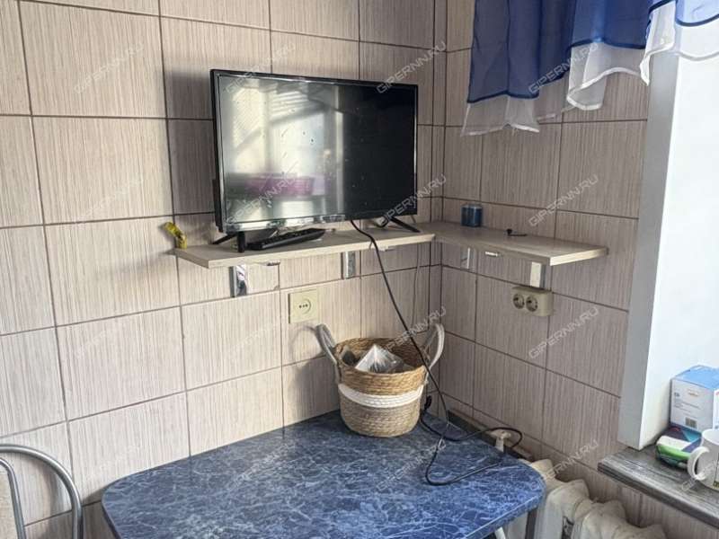 однокомнатная квартира на Заводской улице дом 15 к3