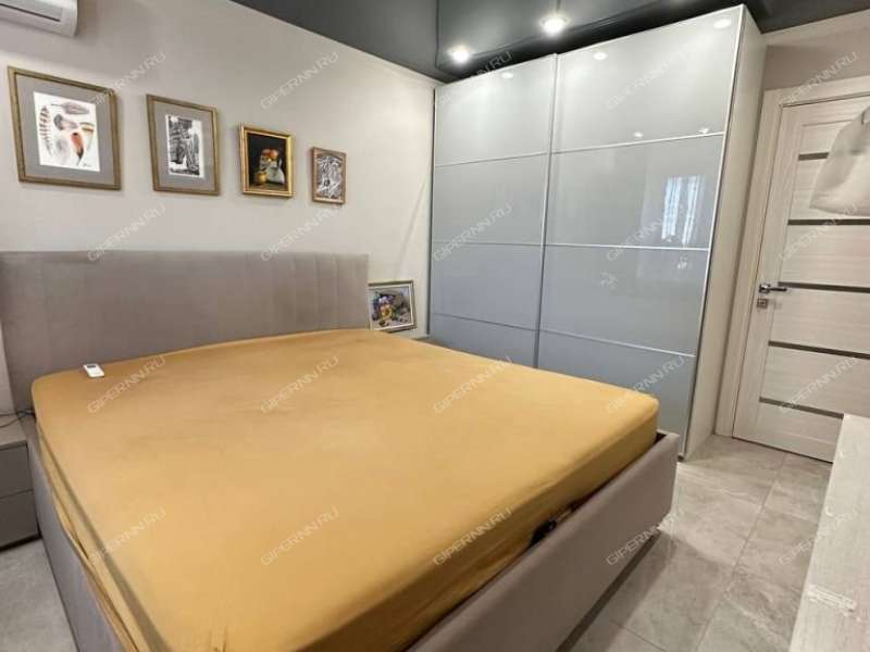 трёхкомнатная квартира на Октябрьской улице дом 5б город Дзержинск