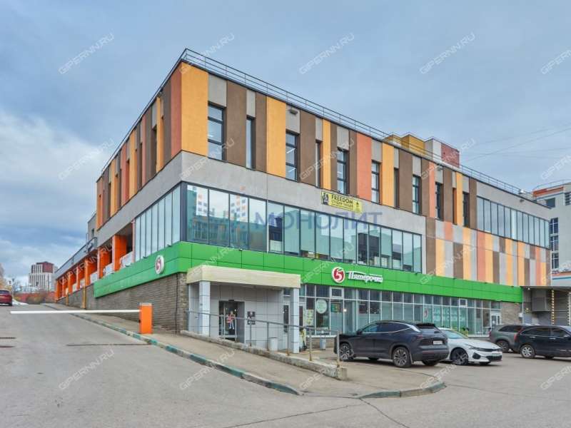 помещение под офис, недвижимость под салоны красоты на Деловой улице