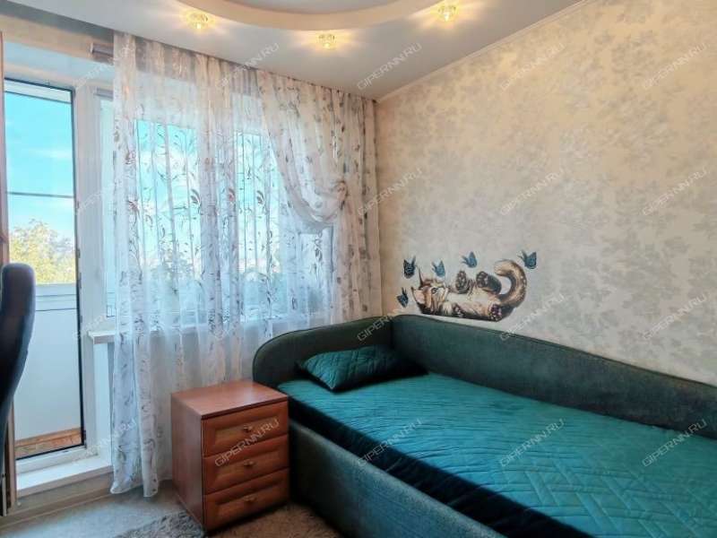 трёхкомнатная квартира на улице Генерала Зимина дом 36